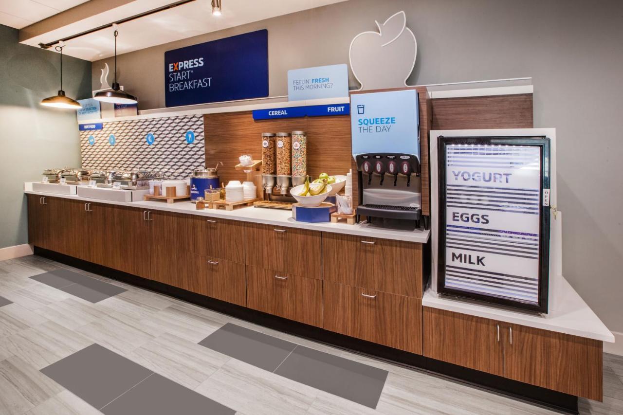 Holiday Inn Express & Suites Phoenix Glendale Dist By Ihg Eksteriør billede