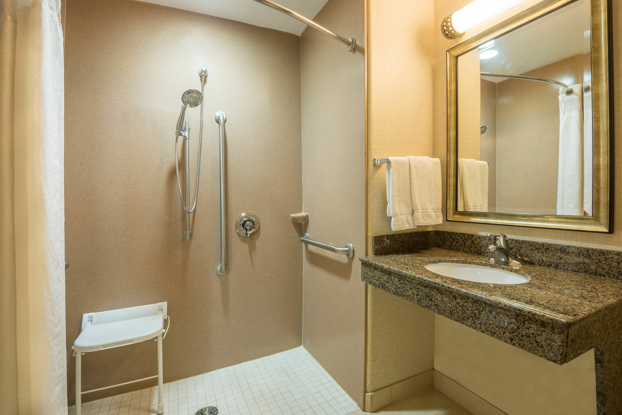 Holiday Inn Express & Suites Phoenix Glendale Dist By Ihg Eksteriør billede