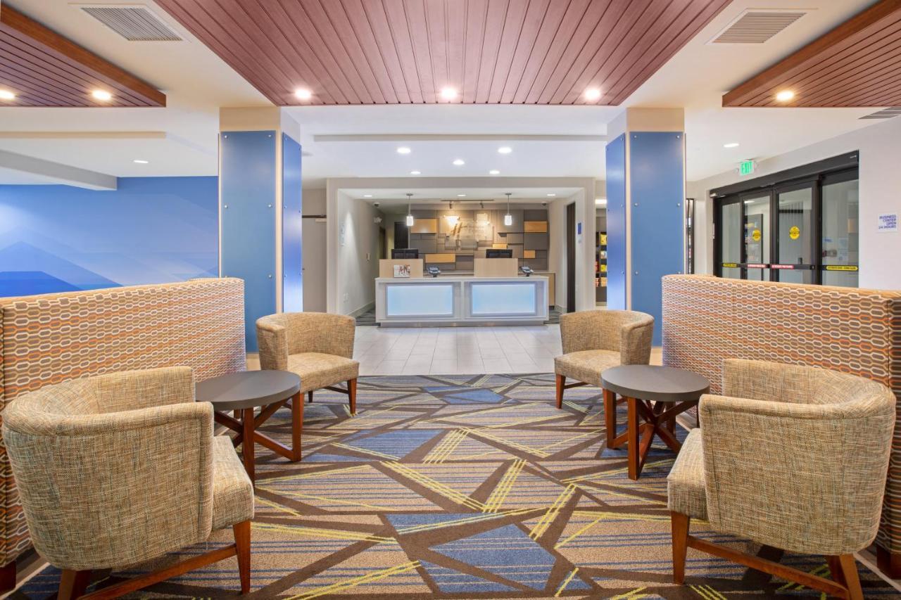 Holiday Inn Express & Suites Phoenix Glendale Dist By Ihg Eksteriør billede